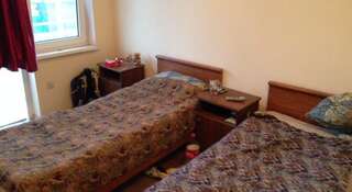 Гостиница Анюта Адлер Стандартный двухместный номер с 2 отдельными кроватями-5